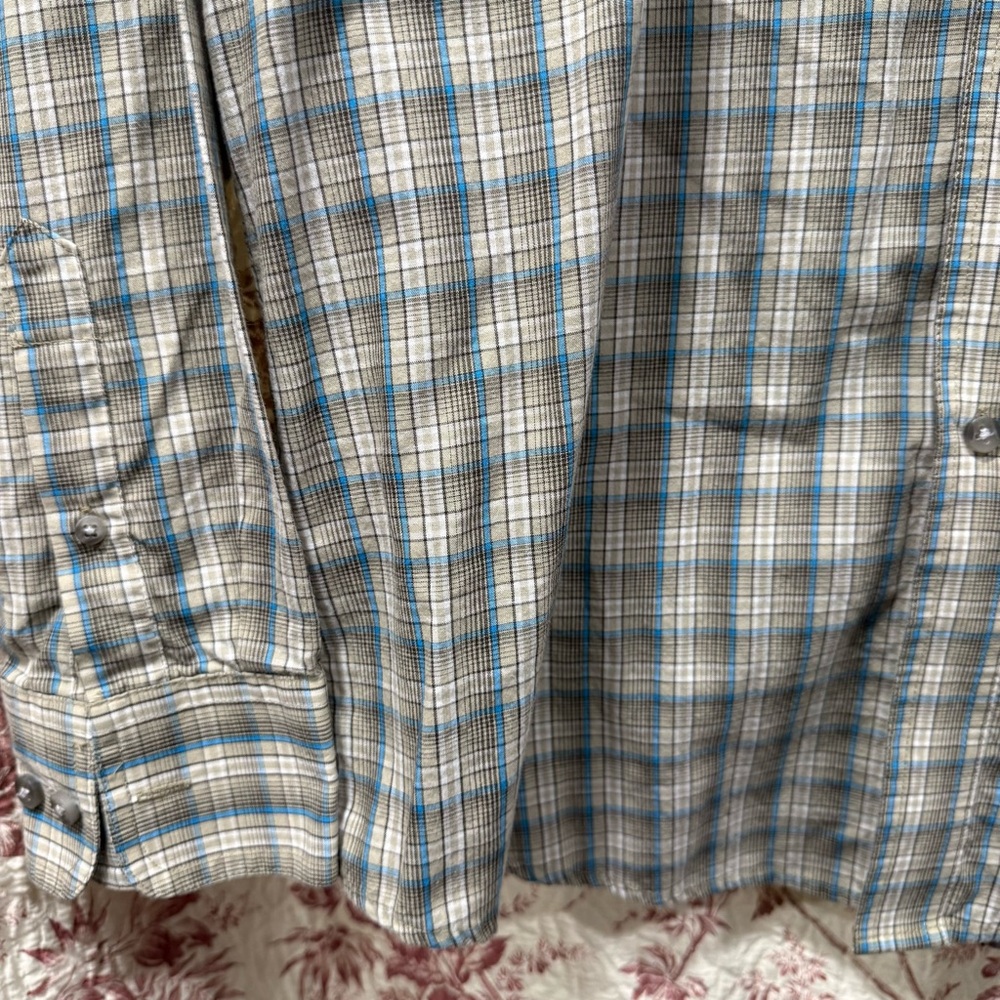 Wrangler Riata Plaid Button Down Shirt Tan Blue Size Medium - Picture 5 of 7